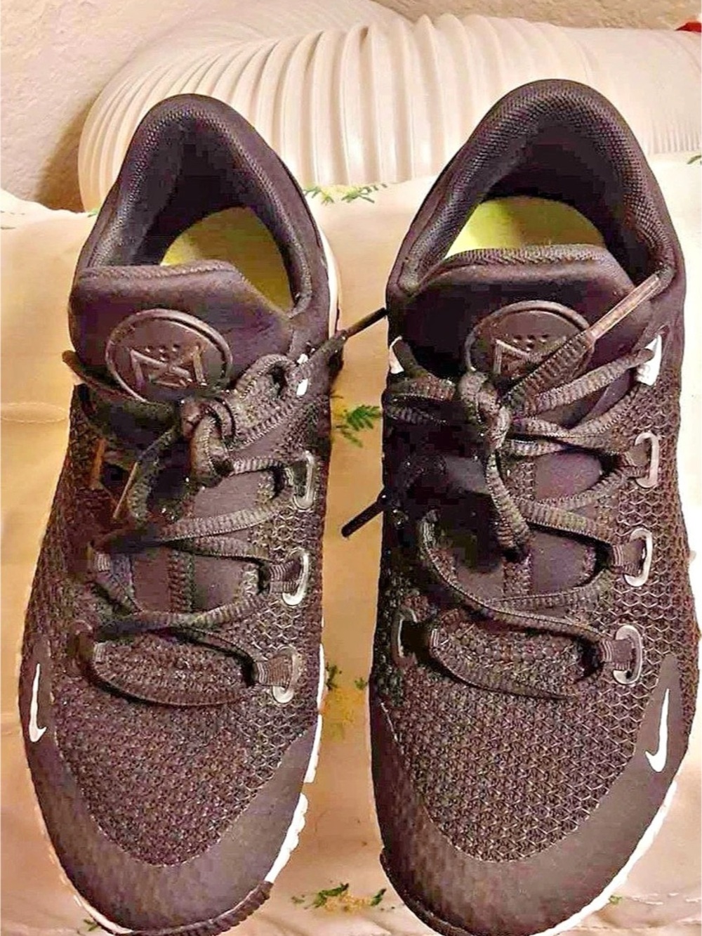 Nike Free metcon 8 Black & White Athletic Shoes